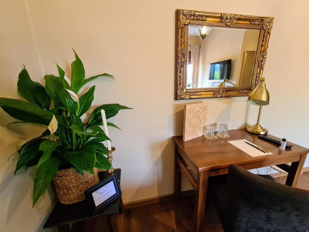Zrinka House Hotel Грабовац Екстериор снимка